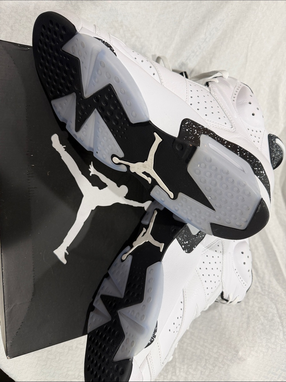 Jordan Reverse Oreo Retro 6 - Picture 3 of 6